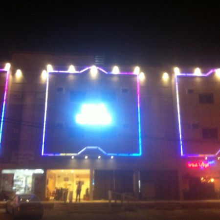 Ksr Albaha Llshkk Almkhdoma Tsnev Aktsadi Hotel Al Bahah Exterior photo